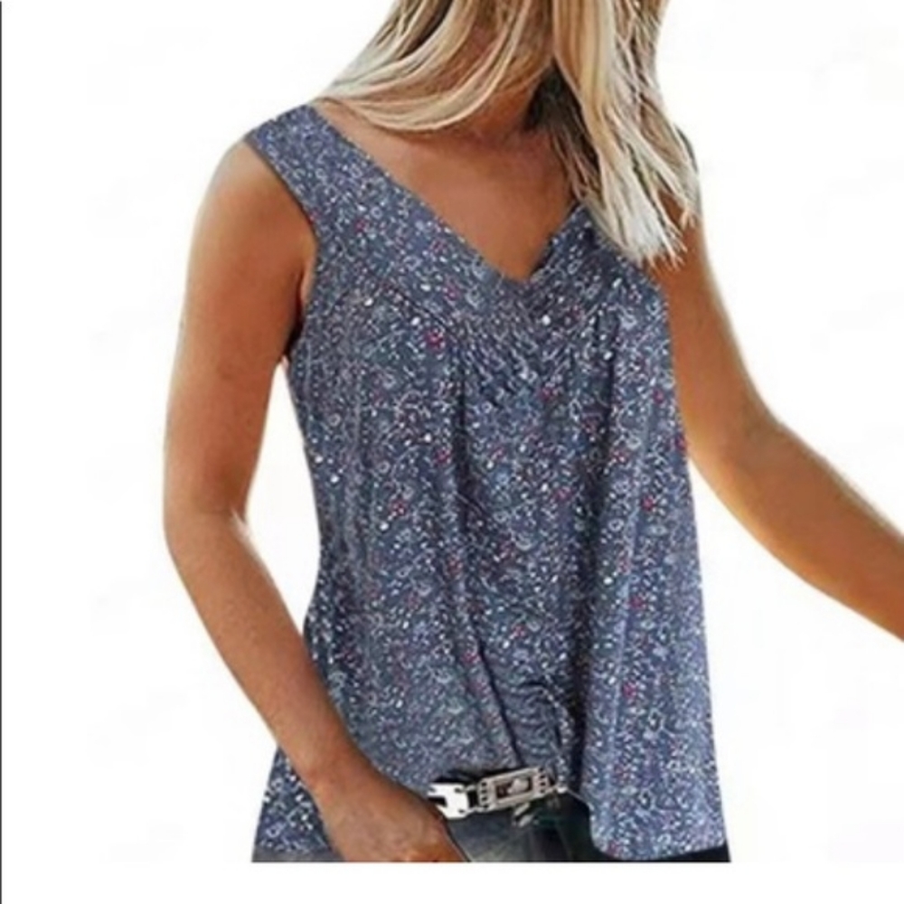 Nwt Leo rosi floral tank perfect for spring season- riley tank🪻🪻🪻🪻🪻